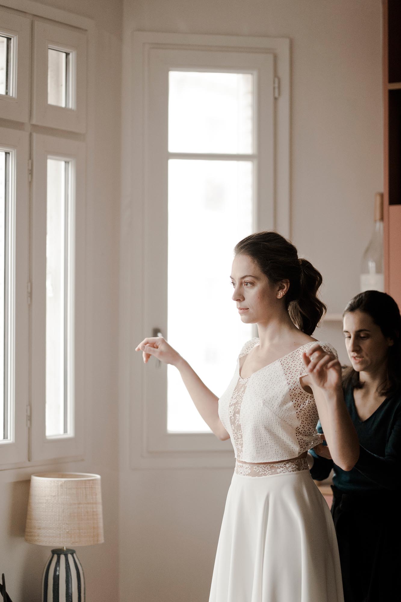 Robe-de-mariee-dentelle-civile-paris-Doriana-Lizzie-34